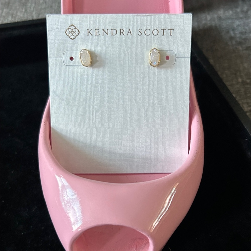 Kendra Scott Ivory Oval Stud Earrings